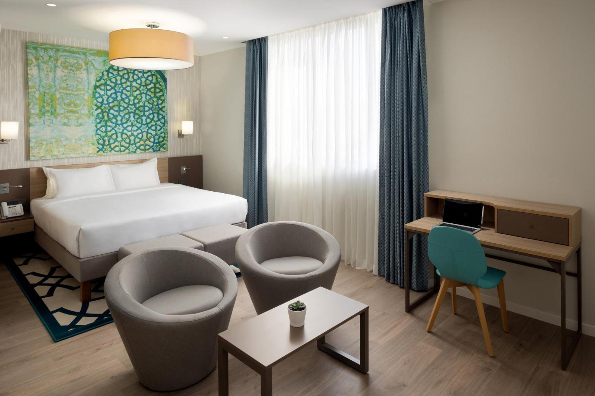 Ibis Center Hotel 3*